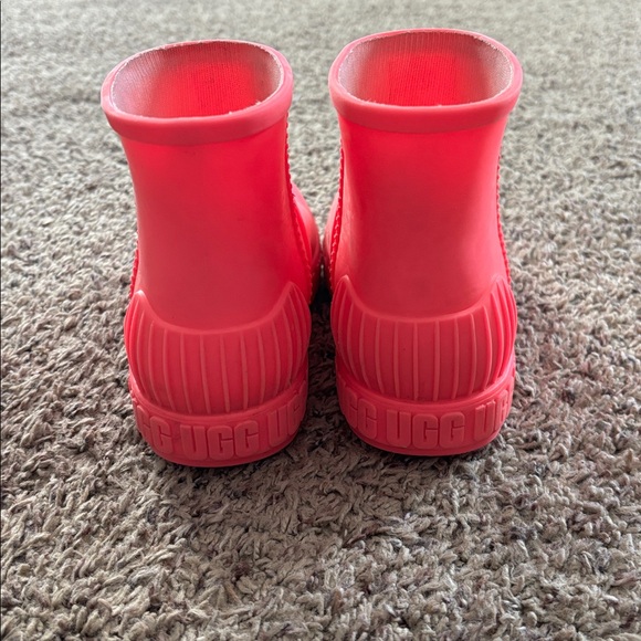 UGG Drizlita rain boots size 1 - Picture 6 of 7